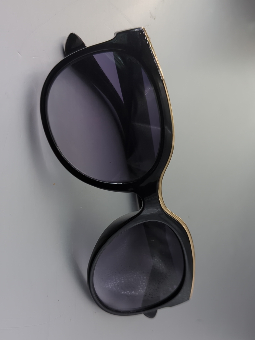 Oscar de la Renta Black Sunglasses with Gold Trim